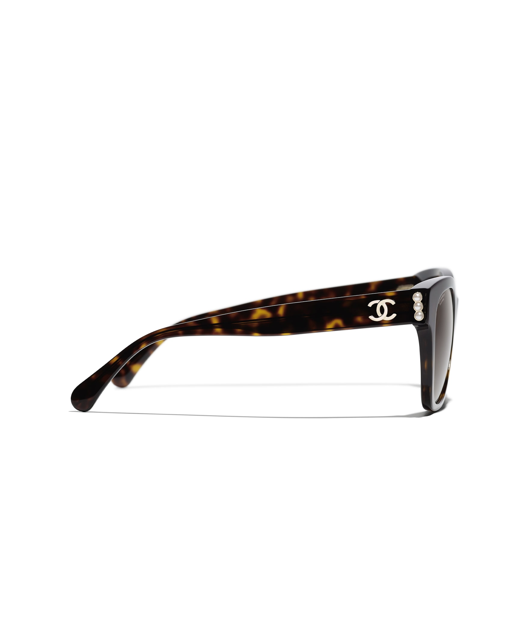 CHANEL Square Sunglasses A71494X08221S