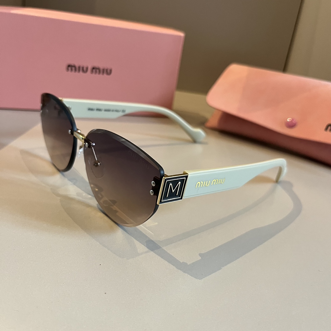 TOP Miu Miu Sunglasses - 2 Colors
