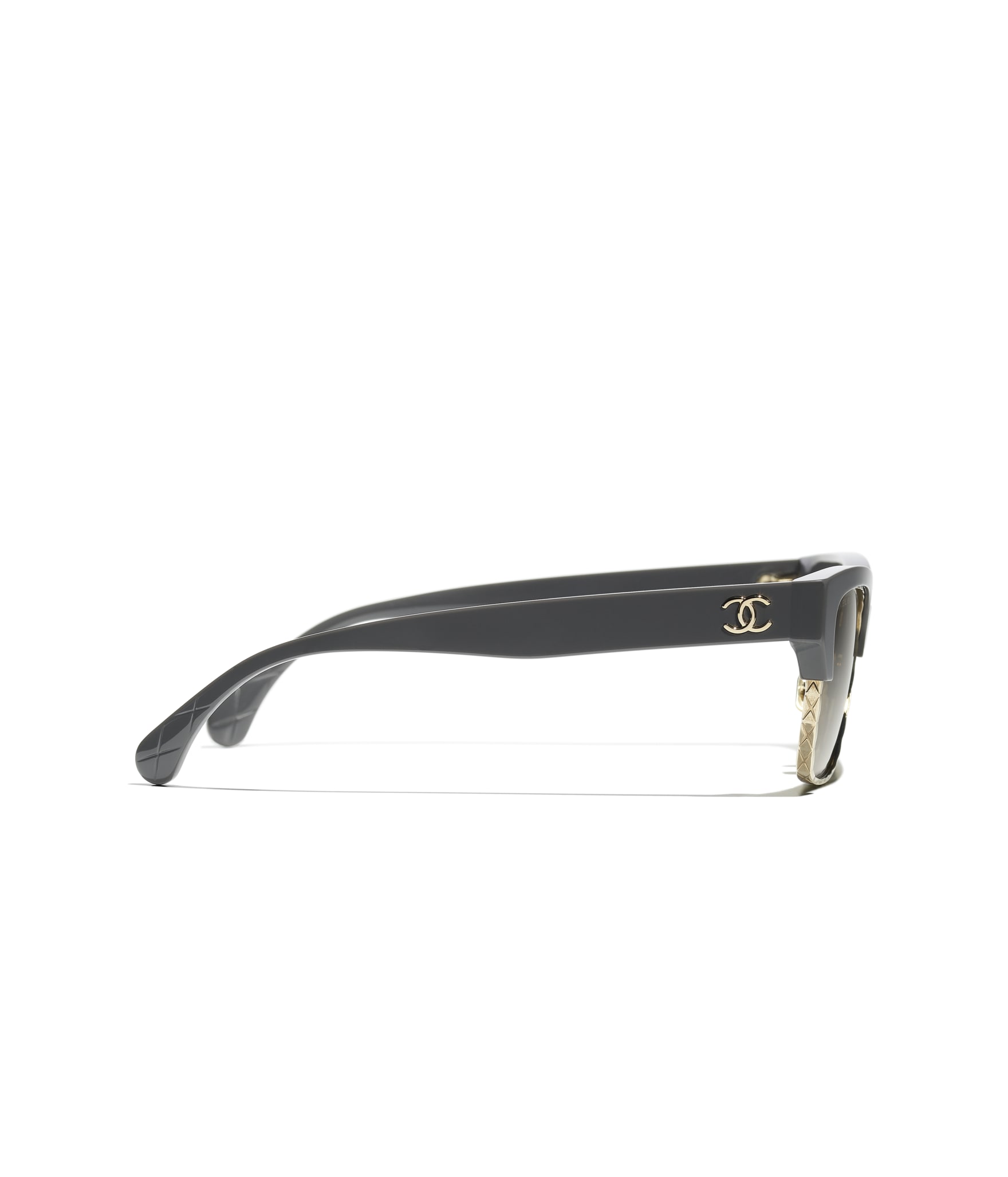 CHANEL Cat Eye Sunglasses A71754X06081S