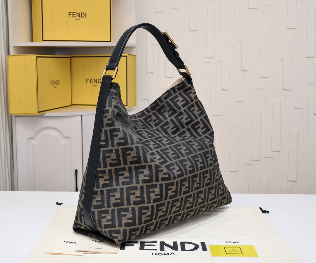 TOP FENDI FENDI Calfskin Shopping Bag 36-33-15cm