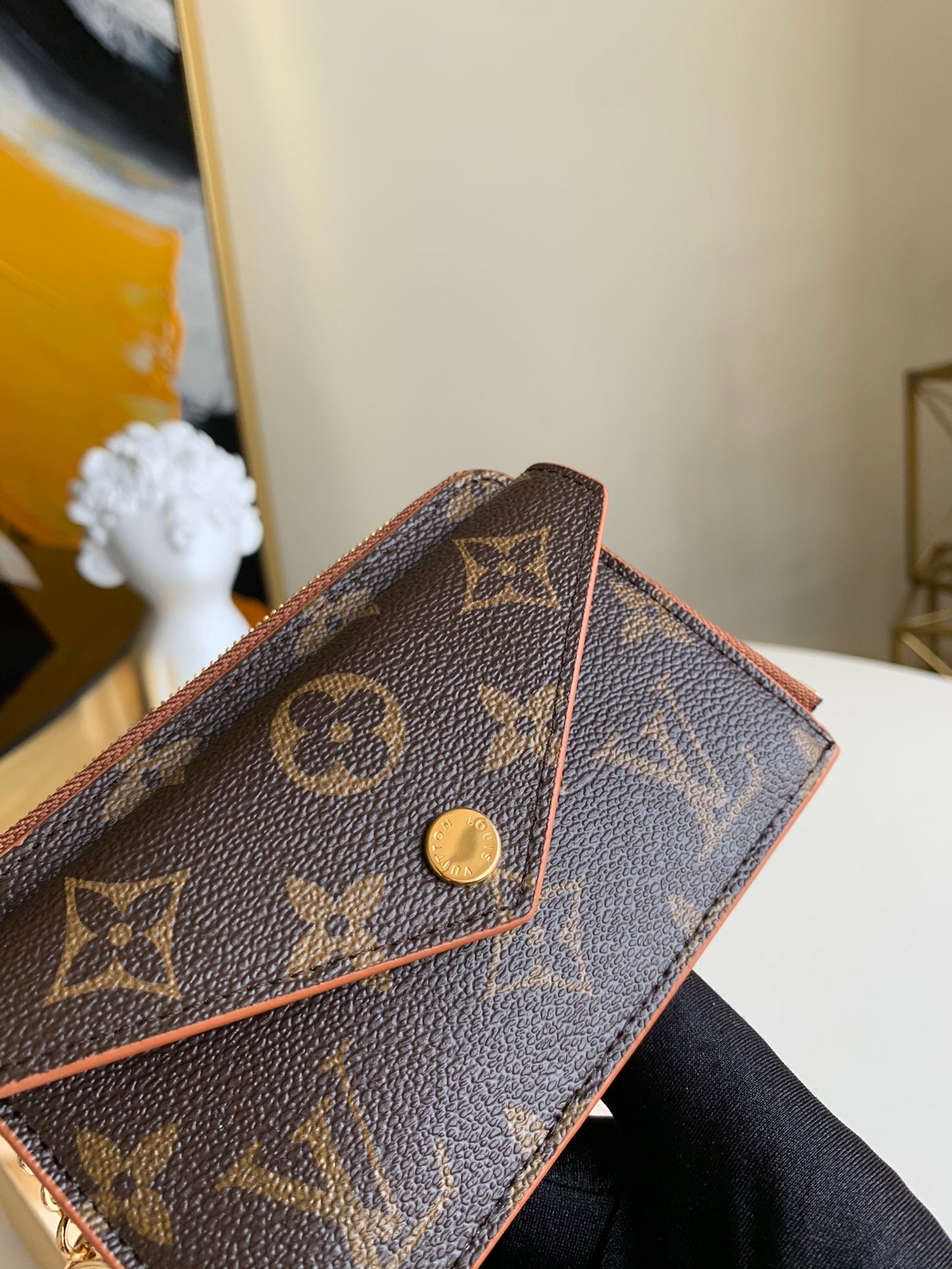 TOP Louis Vuitton LV LV Compact Key Wallet - Monogram