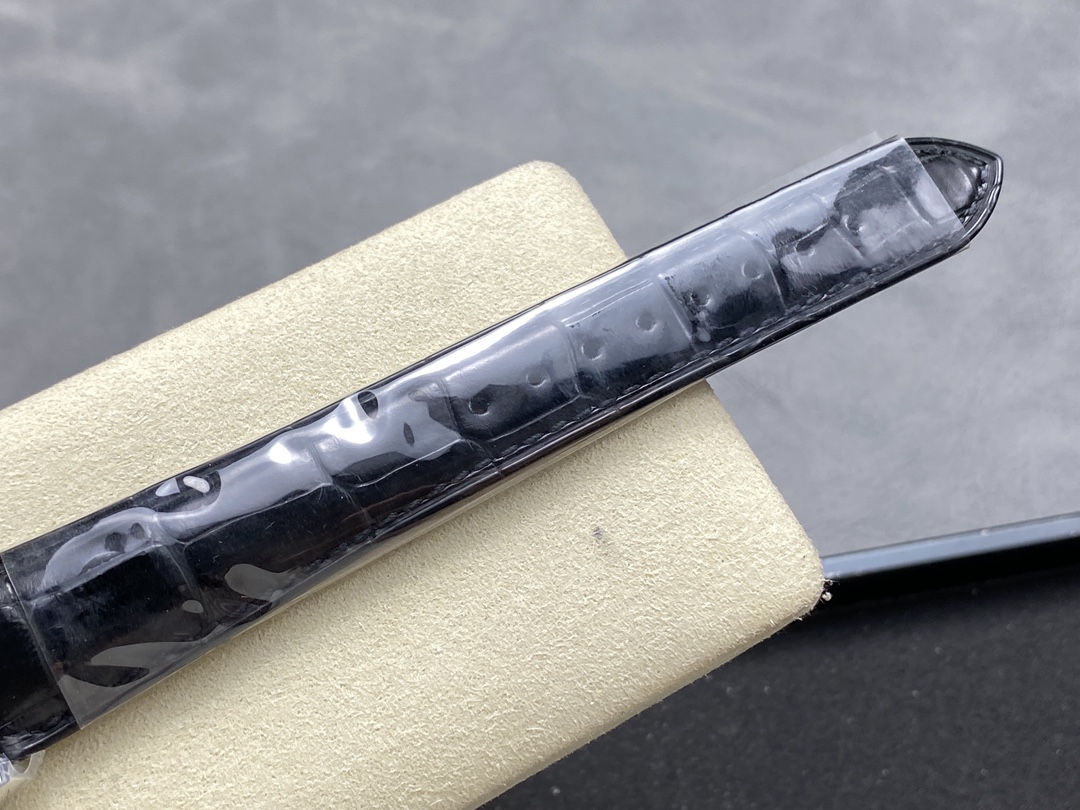 TOP ROLEX  Day-Date Sliver Bezel Watch 36mm - Black