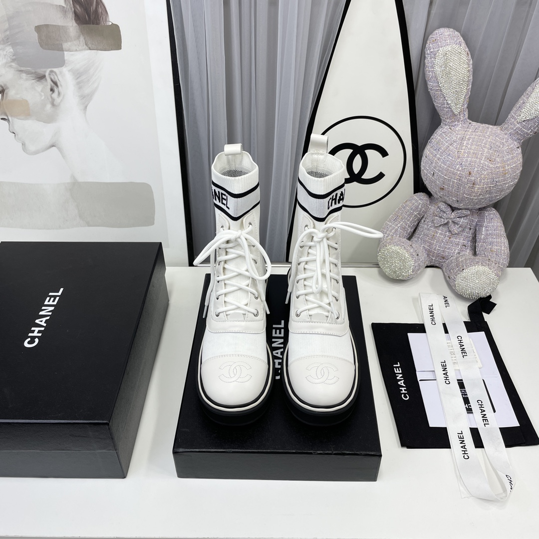 TOP CHANEL  Leather Boots - White