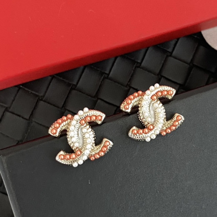 TOP CHANEL CC Earrings
