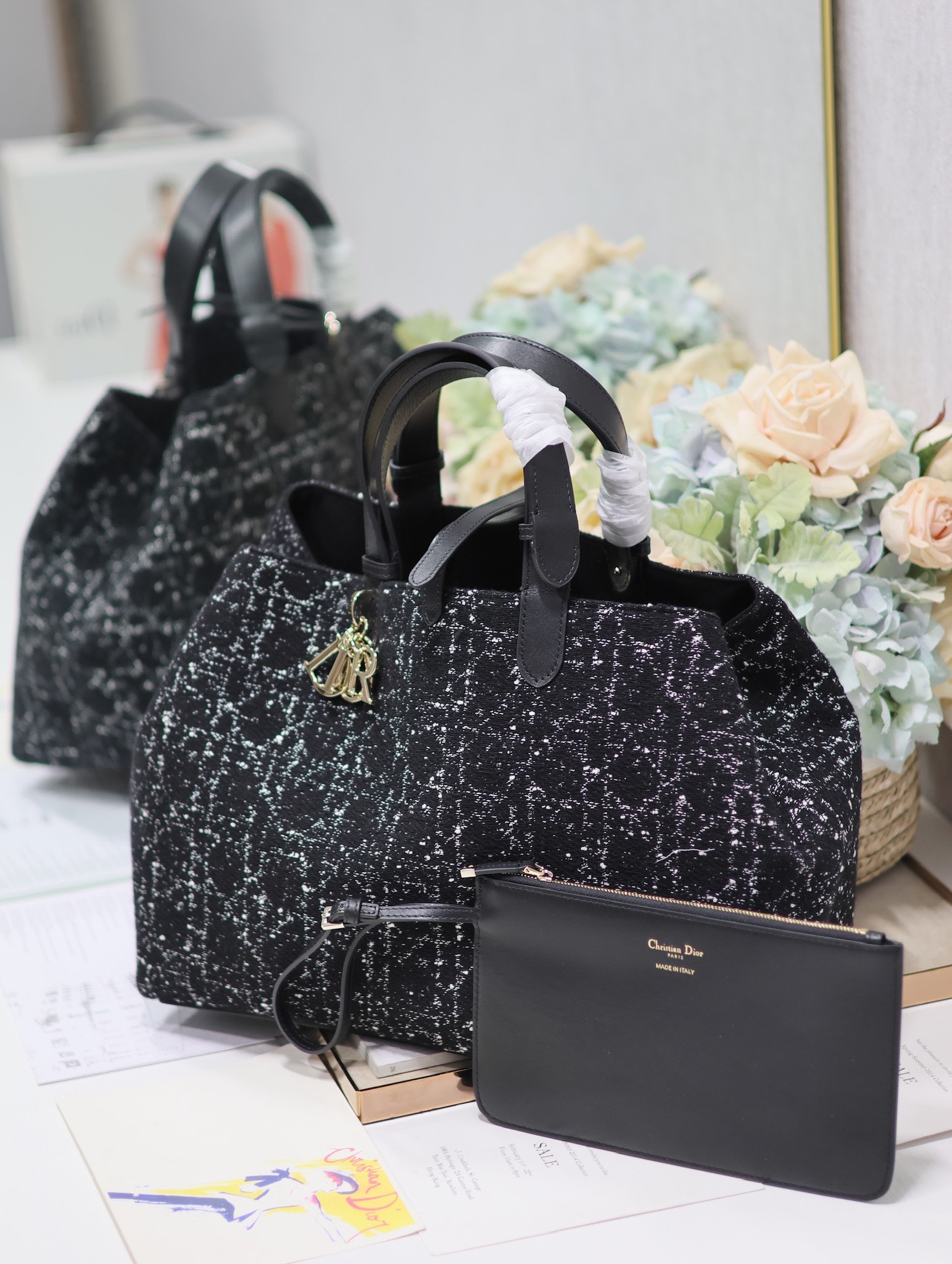 TOP Christian Dior Calfskin Paired With Coarse Patterned Canvas Toujours Handbag - Black - CD Lock Letter D Knob