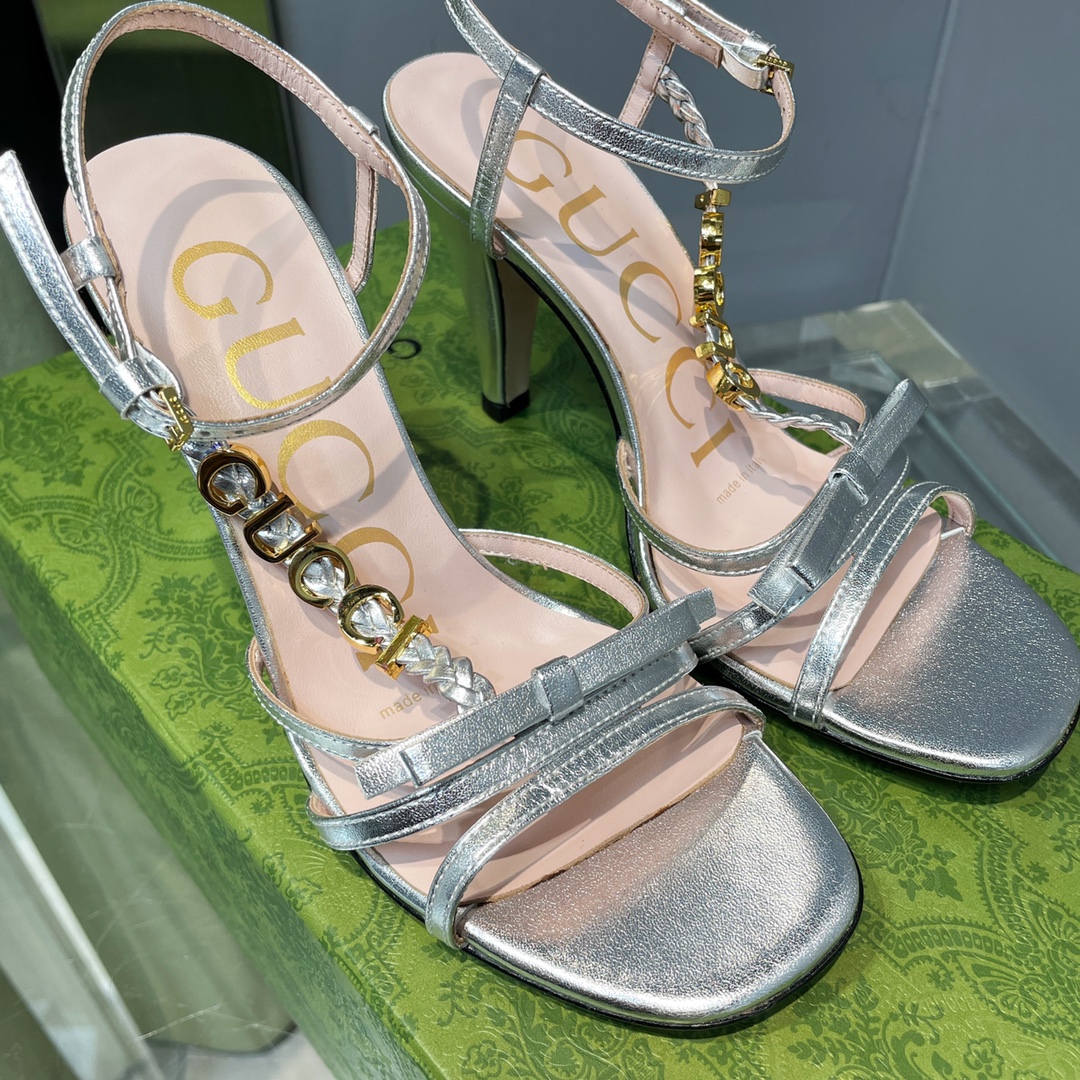 TOP GUCCI Woven Braid   Metal Buckle Sandals - Silver