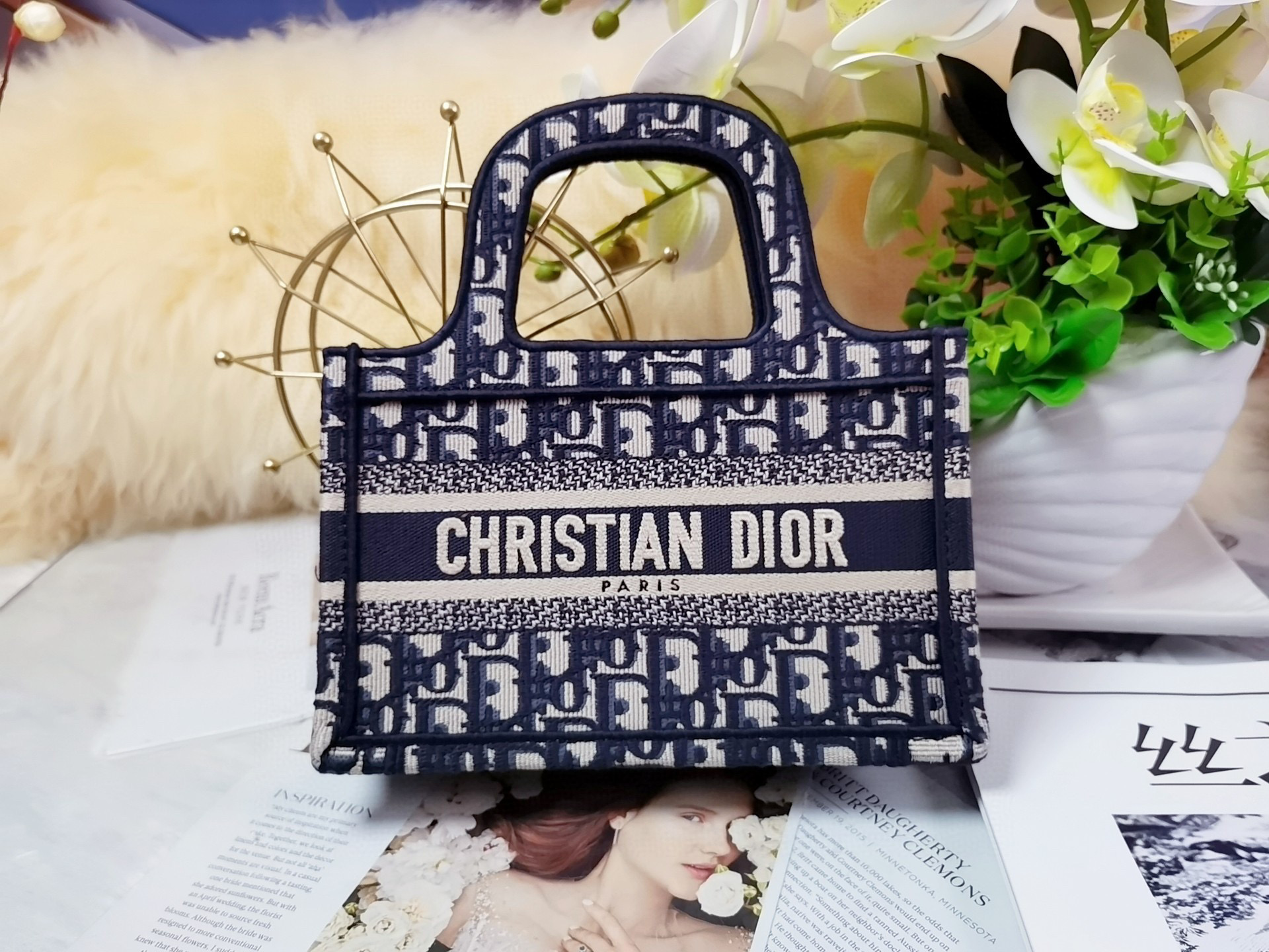 TOP Christian Dior Book Tote Bag Monogram Mini