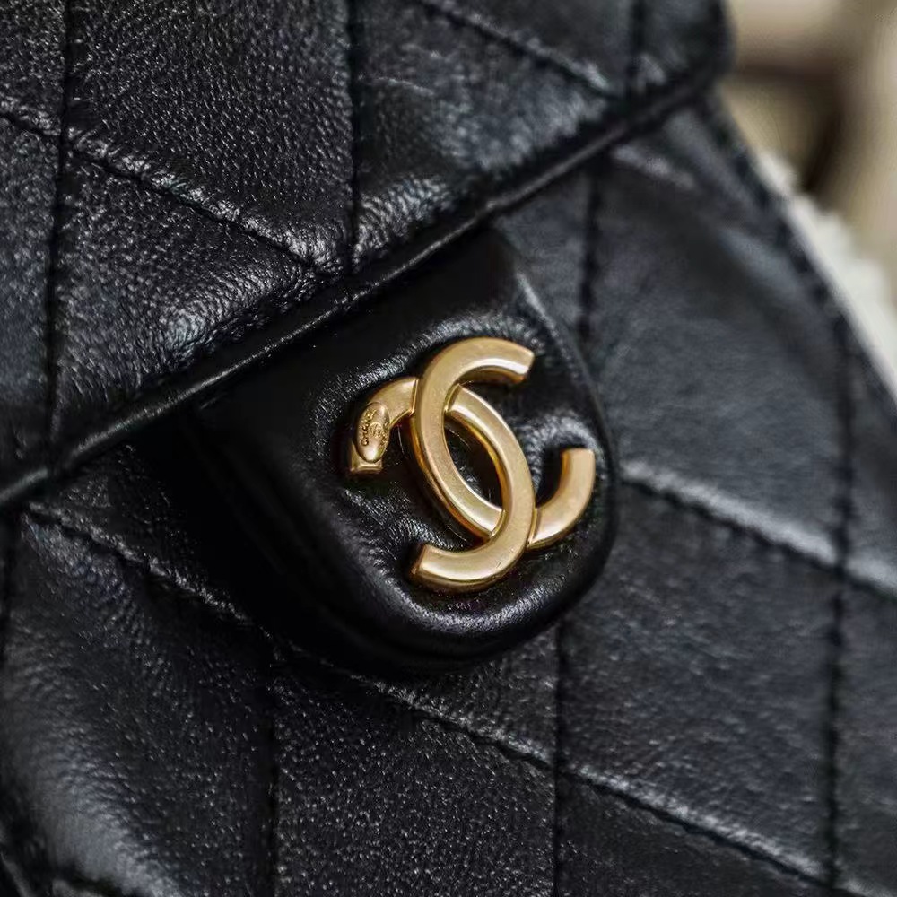 Chanel CHANEL 25 Small Handbag Top Handle Bag (Replica)