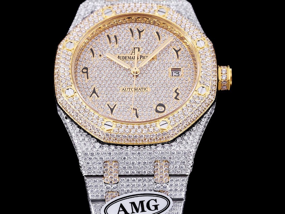 Audemars Piguet Royal Oak (prototype 15400/15500) Gold Full Diamond Watch