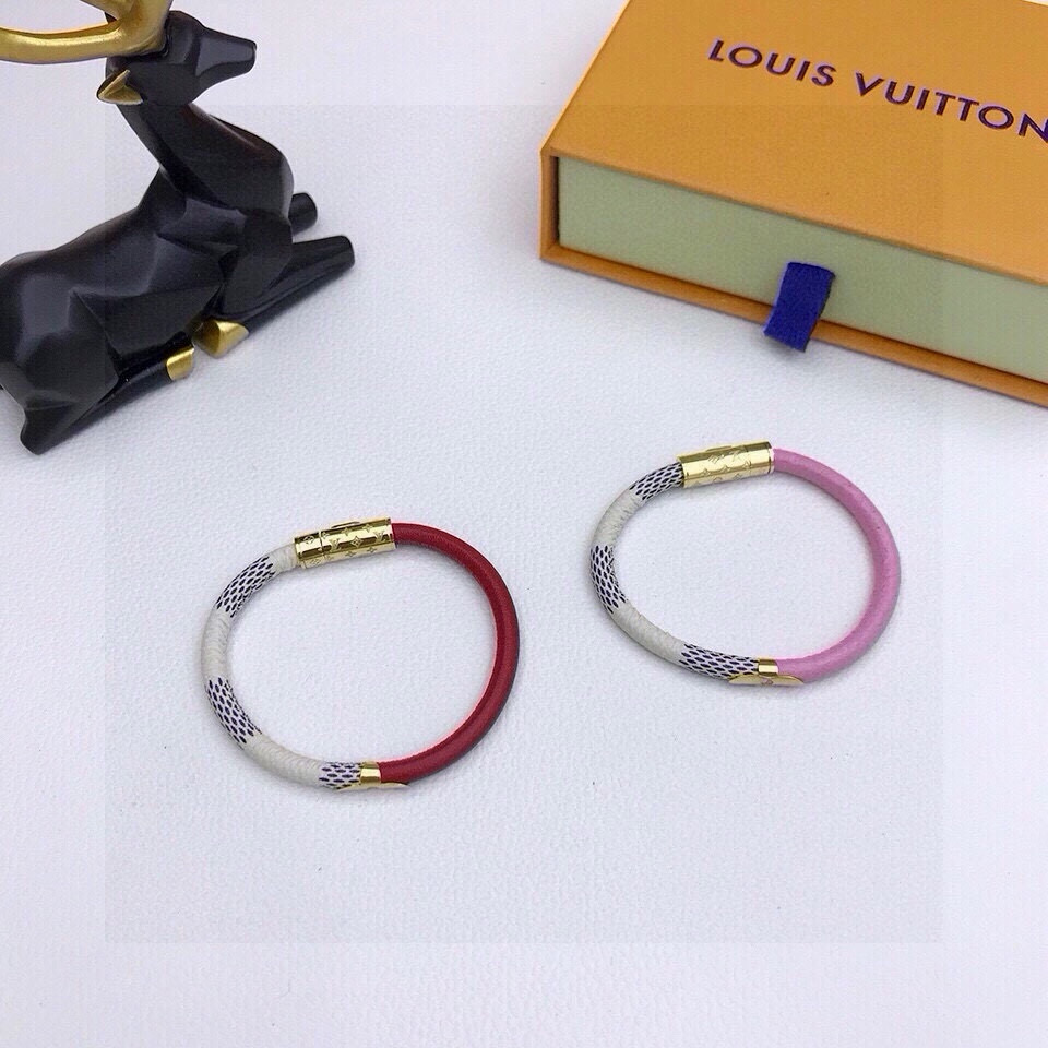TOP Louis Vuitton LV Bracelet - 2 Colors