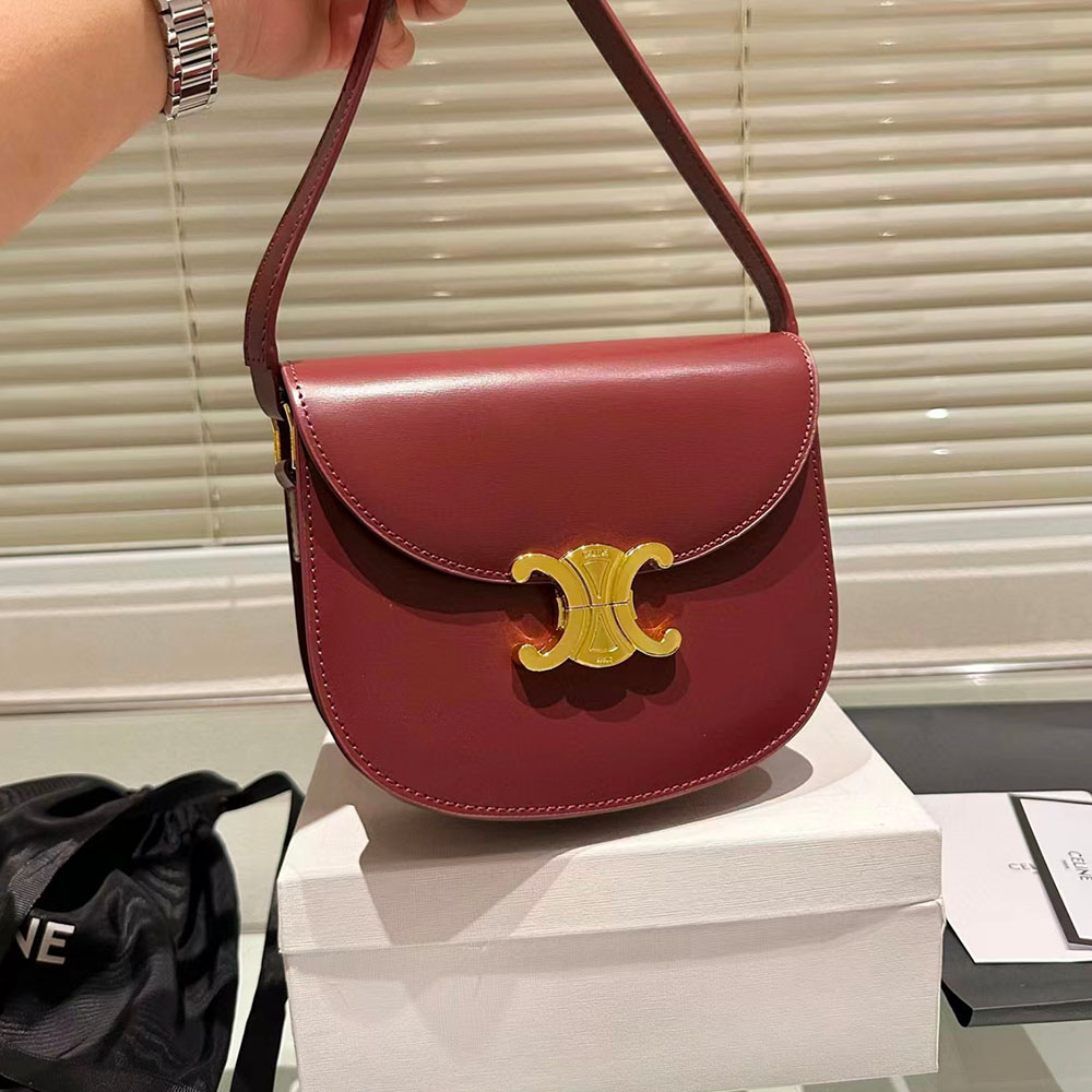 CELINE Triomphe Besace Bag(Replica)