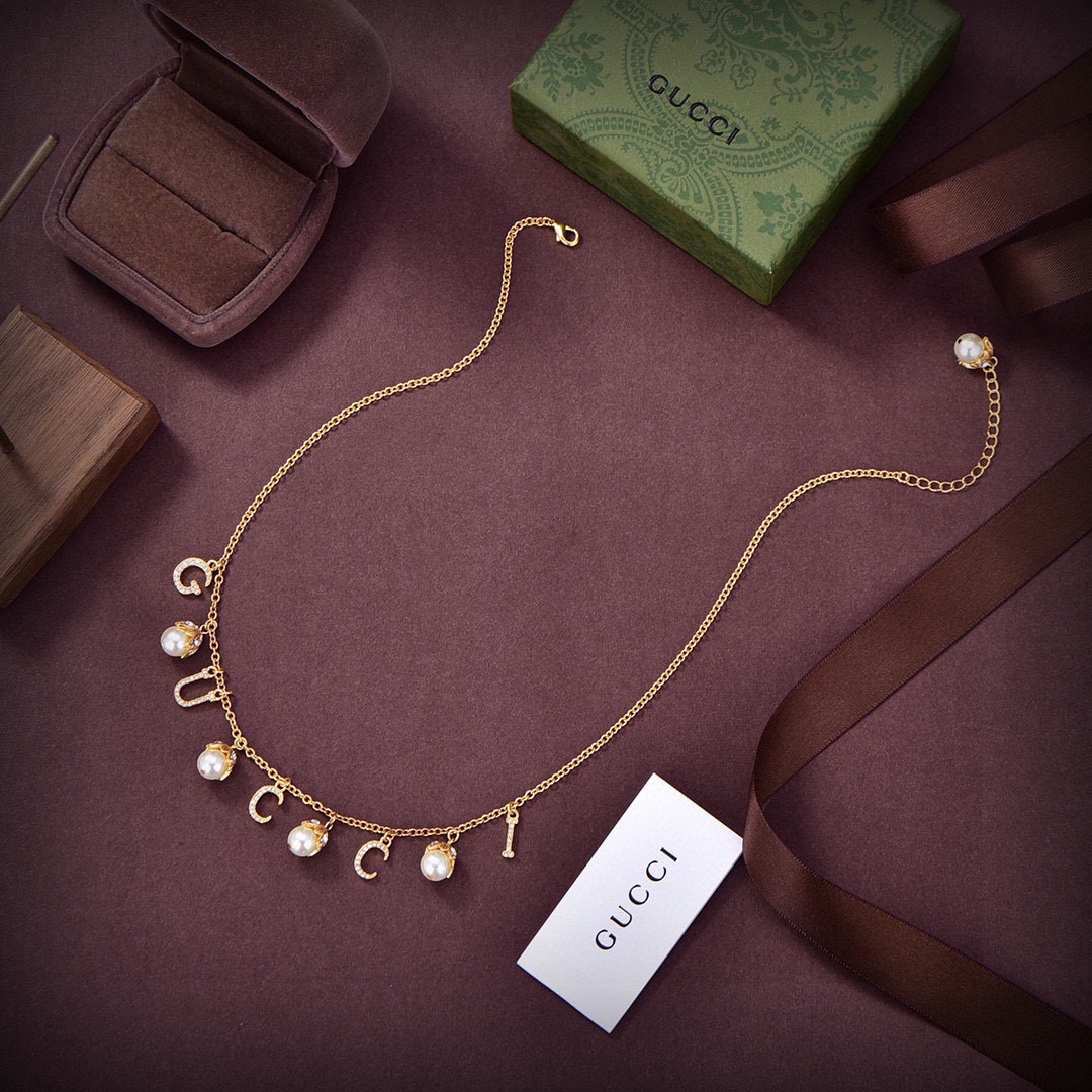 TOP GUCCI Pearl Necklace-Gold
