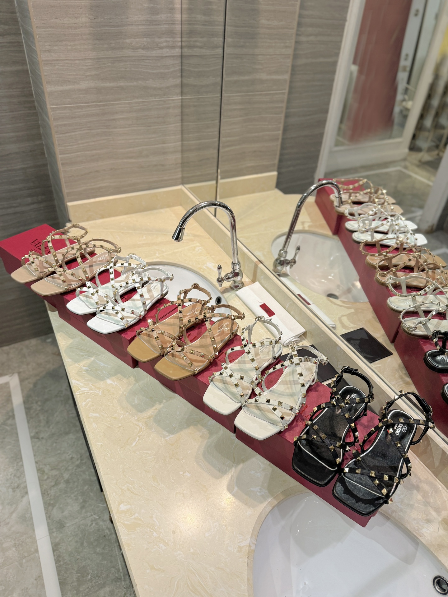 TOP VALENTINO Flat Sandals with Mini Rivets  - 5 Color