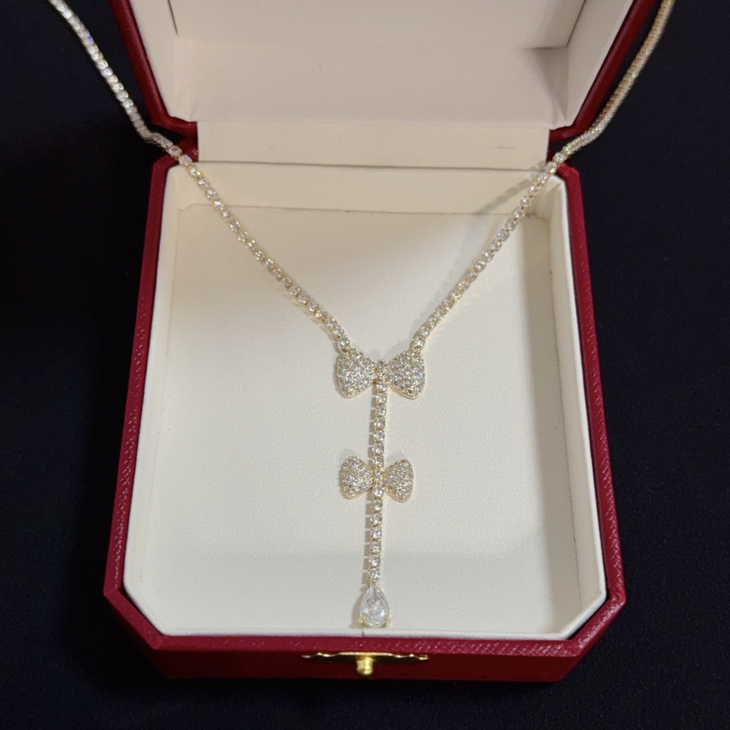 TOP Cartier Necklace Studded with Diamonds - Gold