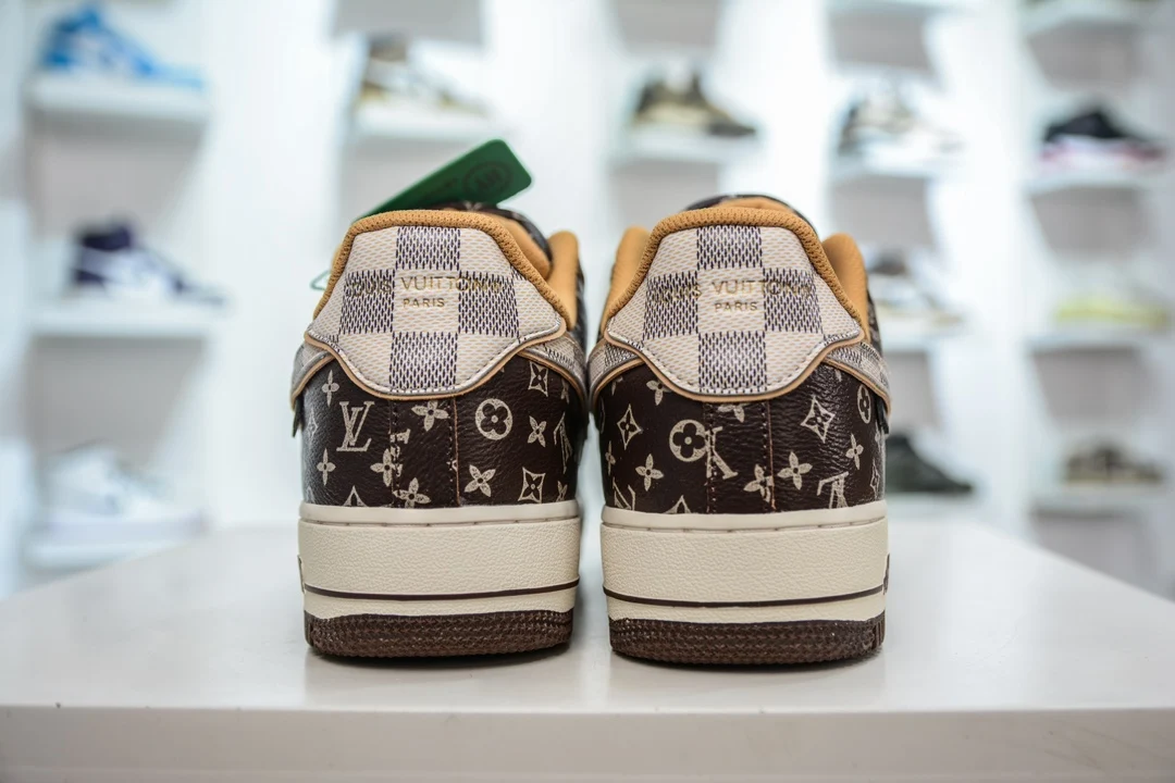 WWWShoes Monogram Plaid Air Force Style Sneakers Vintage Print Leather Casual Shoes For Men Women