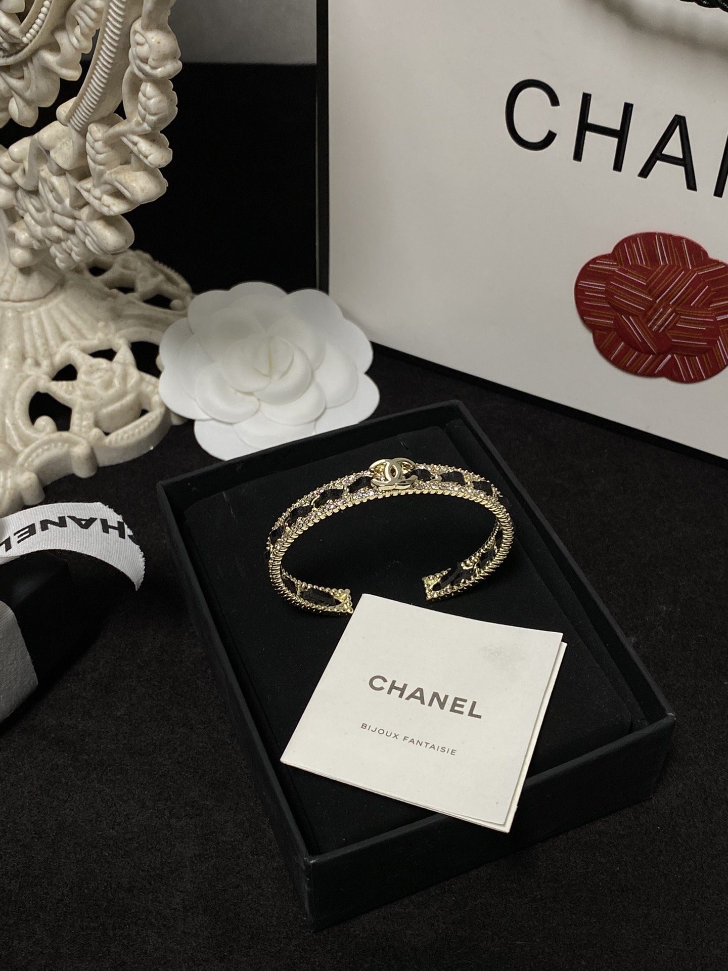 TOP CHANEL Bracelet