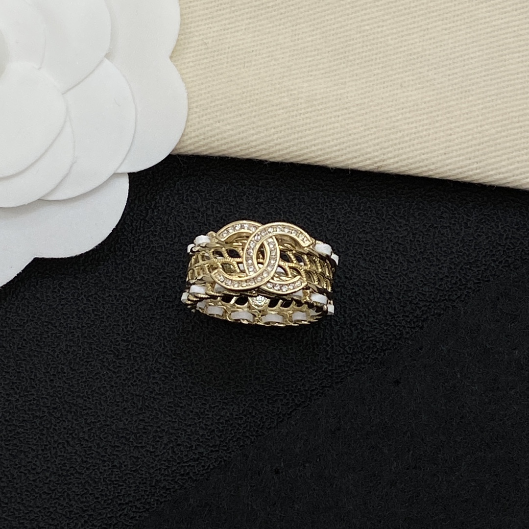 TOP CHANEL Ring - Gold