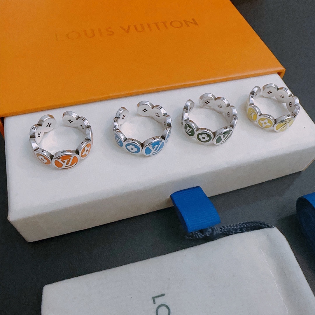 TOP Louis Vuitton LV Vintage Silver Ring-4 Colors