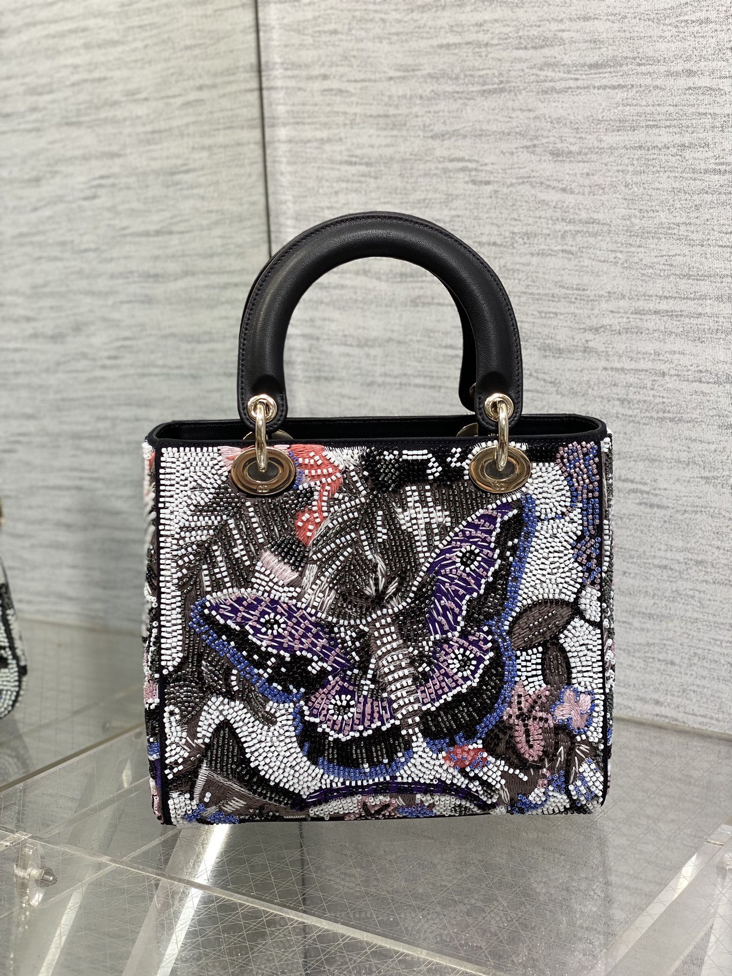TOP Christian Dior Medium Lady Dior Bag 24x20x11cm Embroidered Flowers and Butterflies Beads