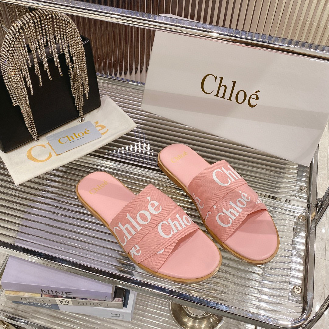 Chloe Woody Flat Mule 2.0
