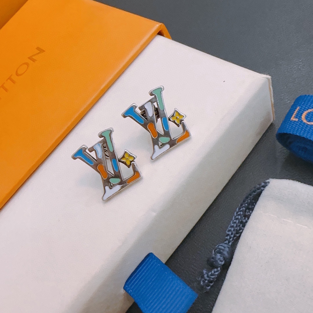 TOP Louis Vuitton LV Vintage Silver Earrings