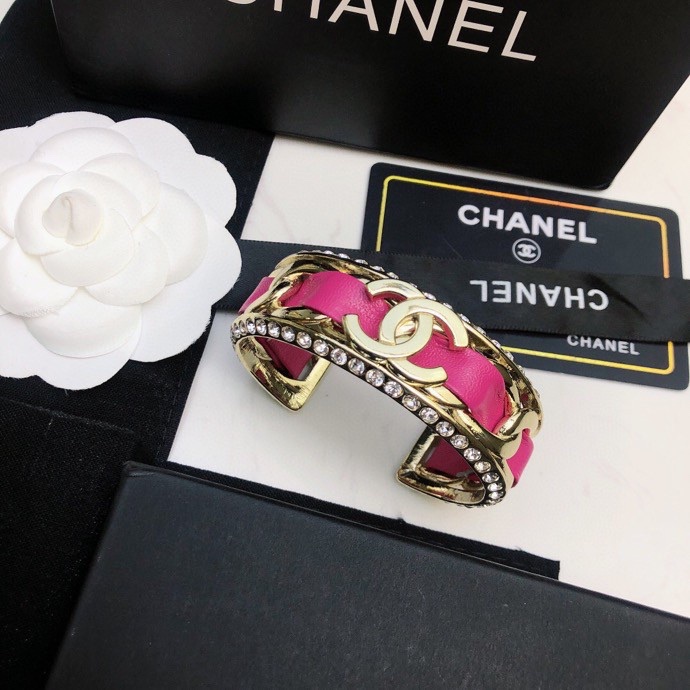 TOP CHANEL Bracelet-2 Colors