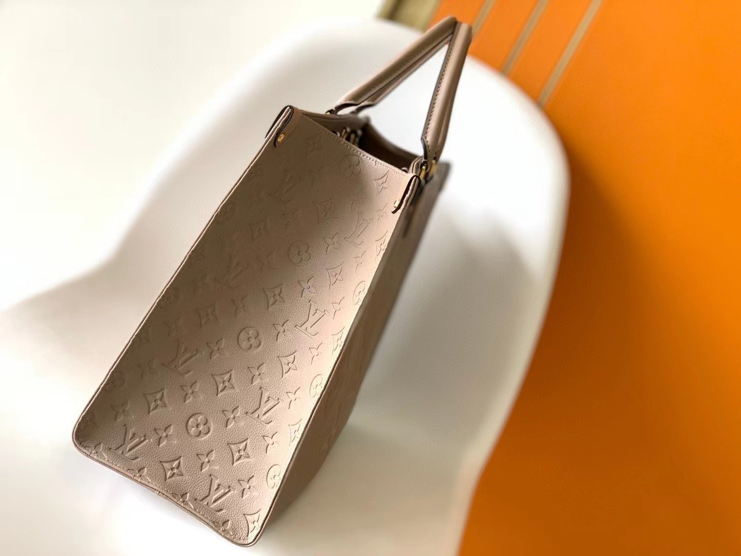 TOP Louis Vuitton LV On The Go Bag 41cm-Dark Beige