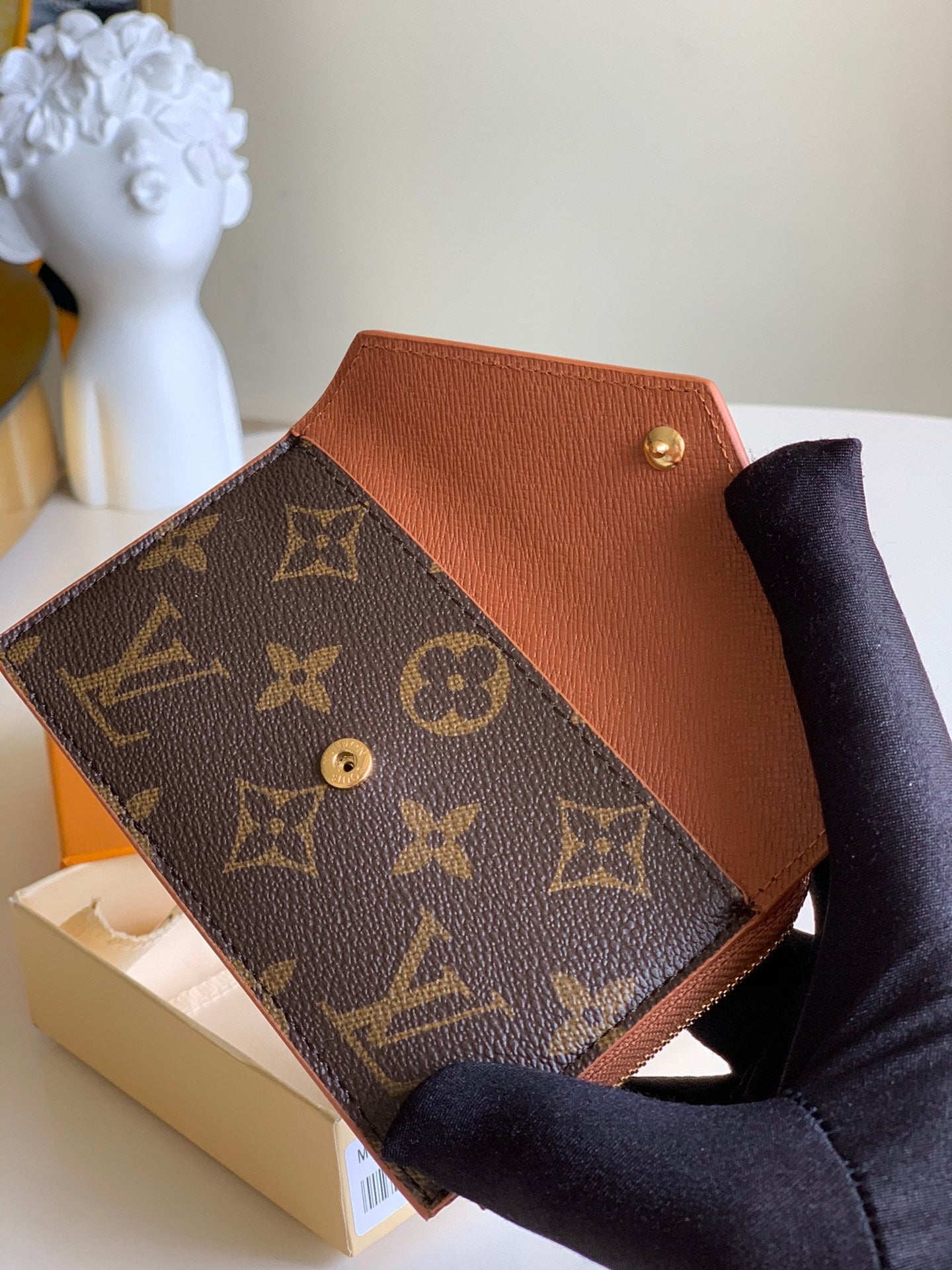 TOP Louis Vuitton LV LV Compact Key Wallet - Monogram