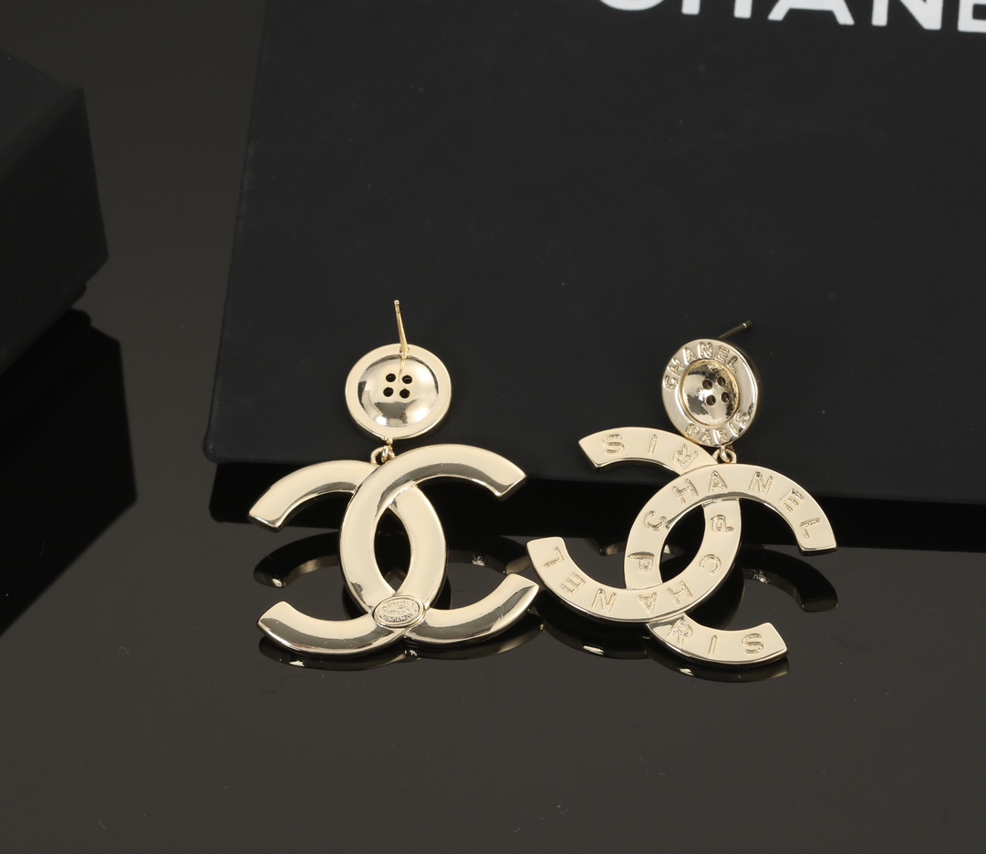 TOP CHANEL Concave Shaped Letters Earrings