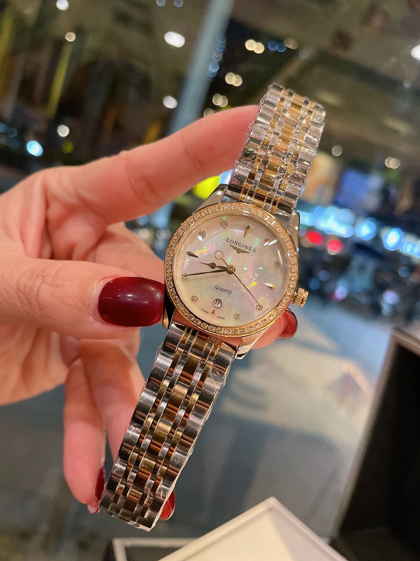 TOP LONGINES Conquest Classic Quartz Watch