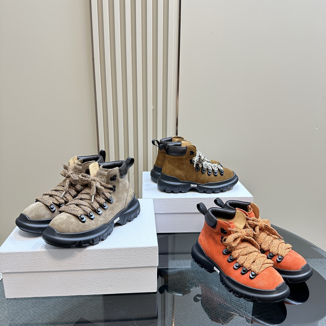 TOP Christian Dior C ' est Dior Sneakers - 3 Colour