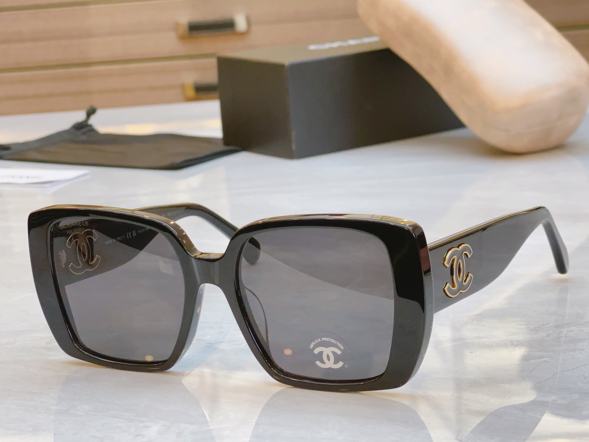 TOP CHANEL Sunglasses - 4 Colors