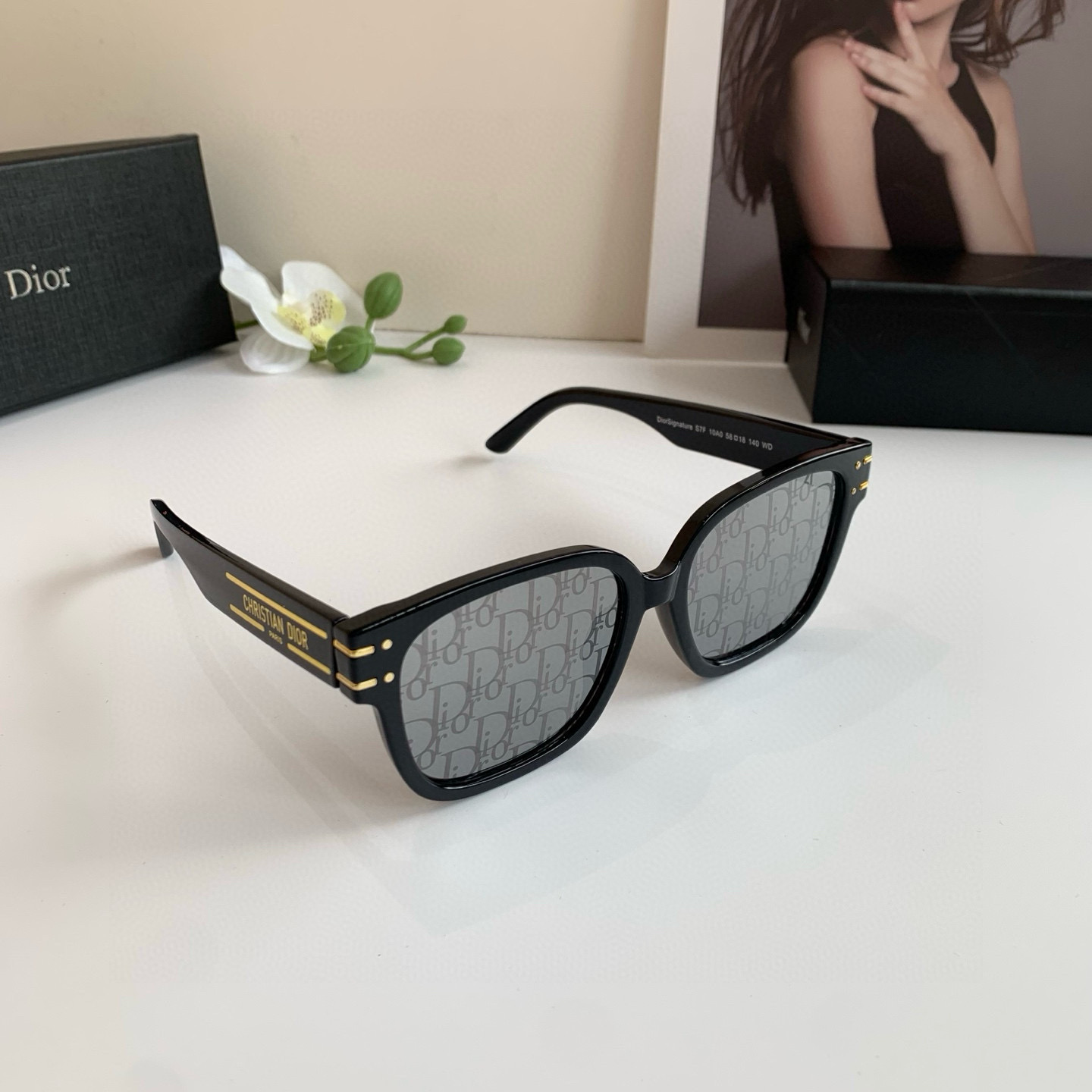 TOP Christian Dior Sunglasses  - 2 Colour