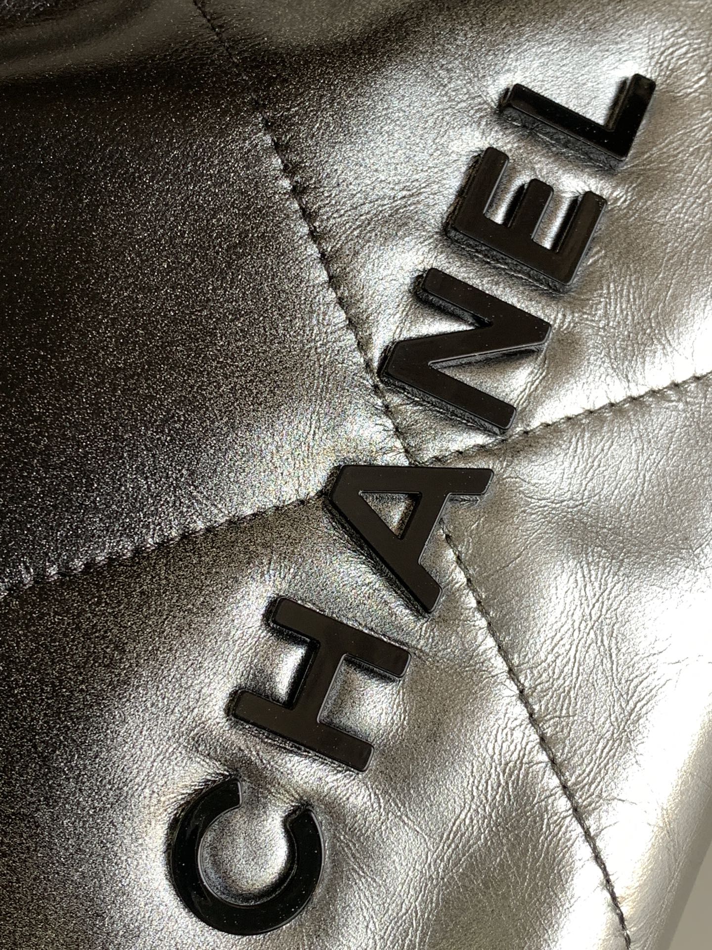 TOPCHANEL Gradient Shiny Calfskin Mini 22 Bags 19x20x6cm - 2 Colors