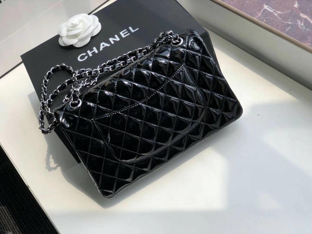 TOP CHANEL Classic Flap Bag Patent Medium 25.5cm - Black & SHW