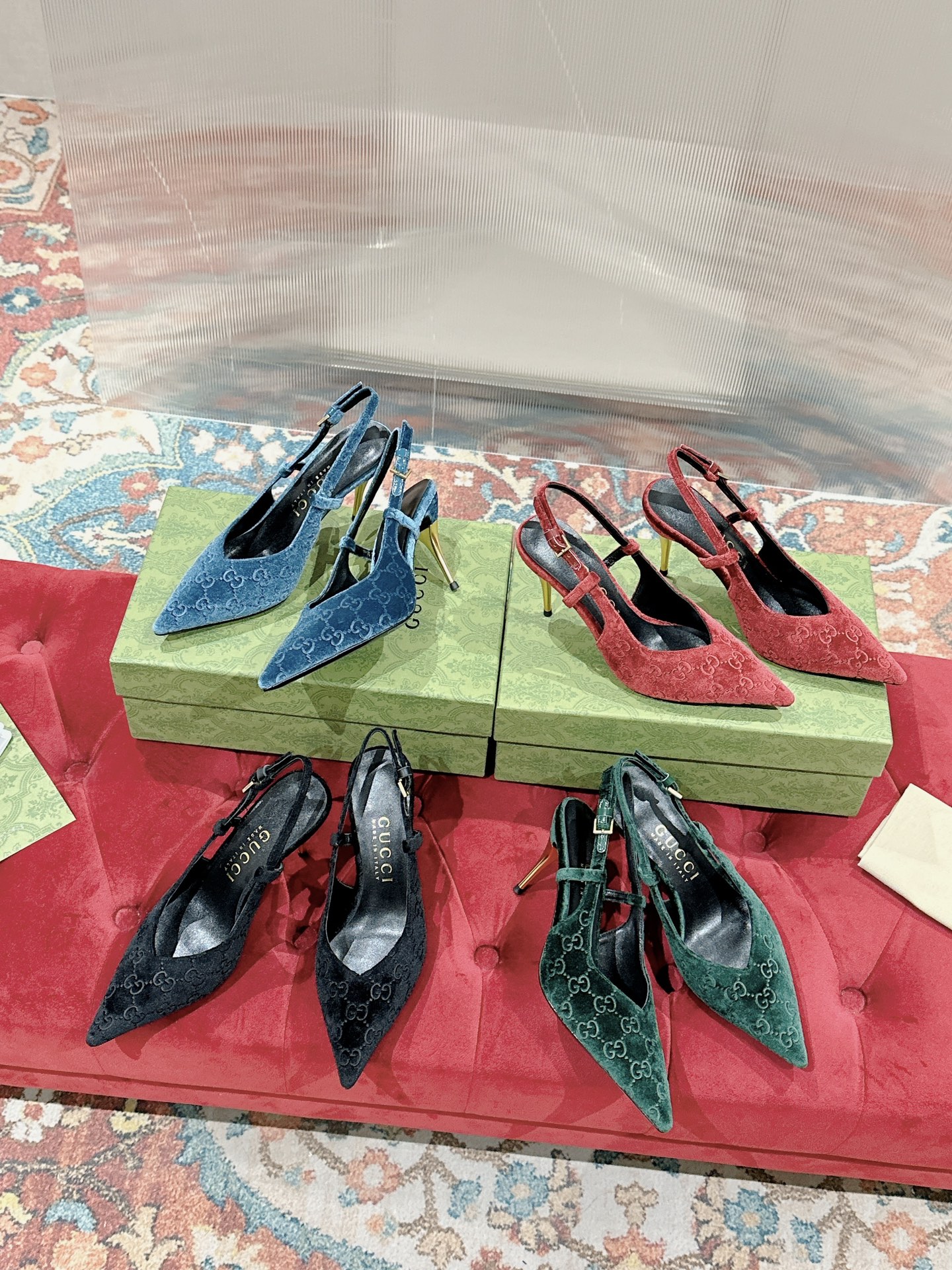 TOP GUCCI GG Velvet Pumps - 4 Color