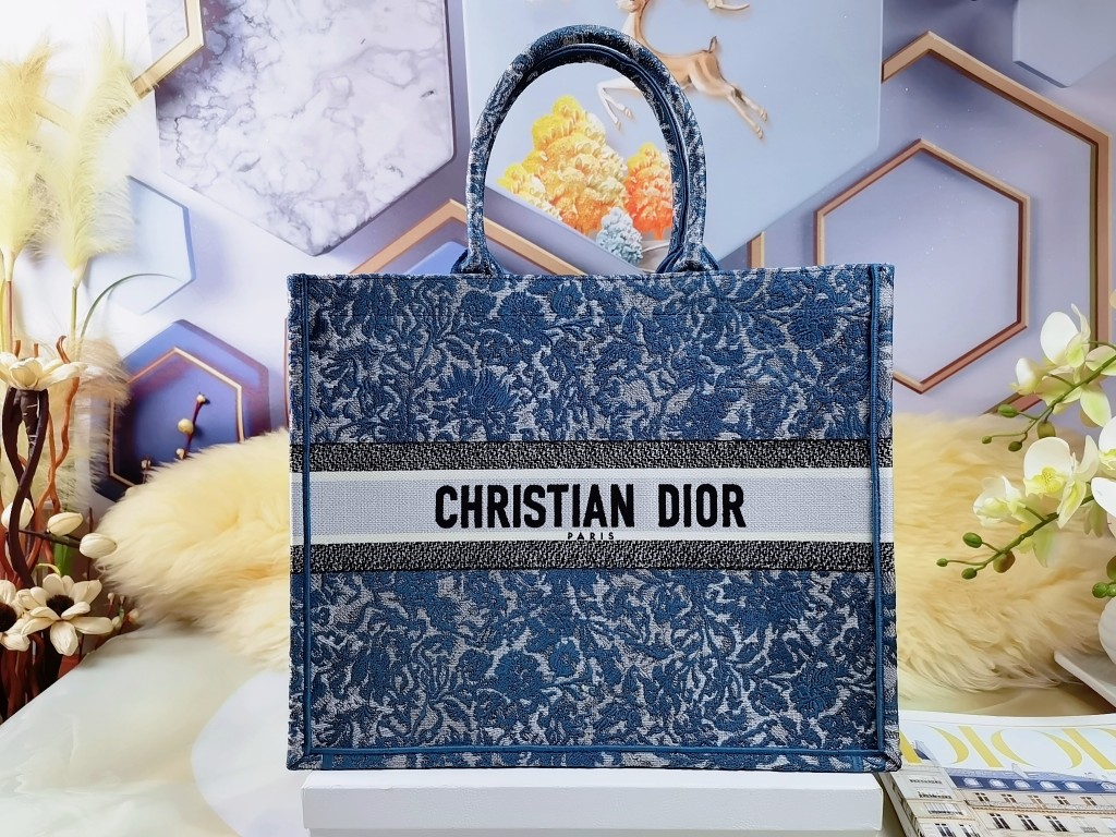 TOP Christian Dior Book Tote Handbag Denim Dior Brocart Blue Pattern Embroidery 36.5cm/41.5cm