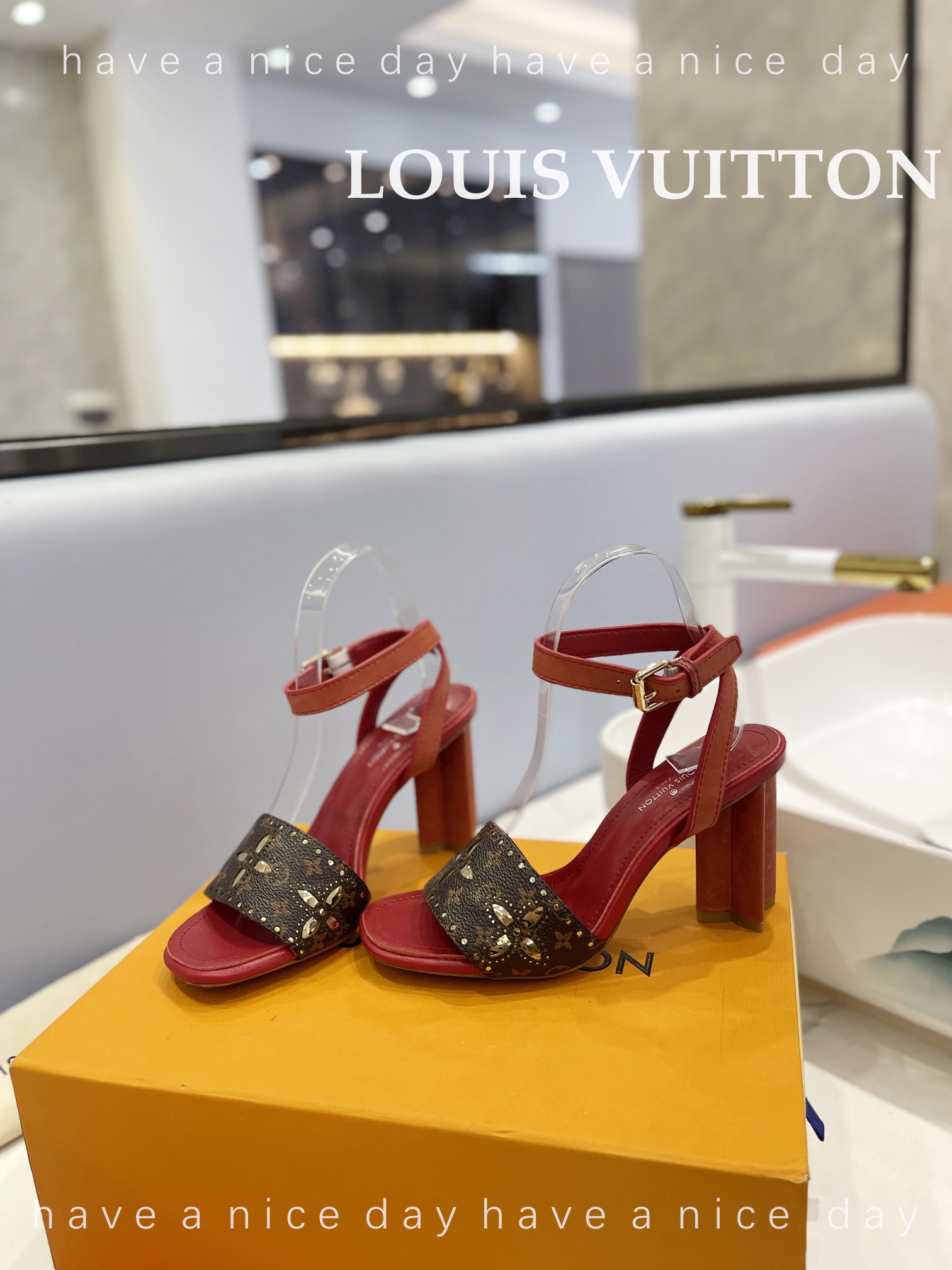TOP Louis Vuitton LV Monogram Flowers Pumps - 6 Color