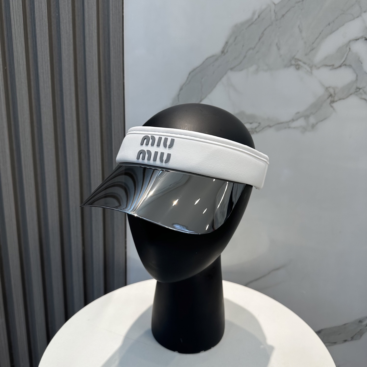 TOP Miu Miu Sun Hat - 2 Colors