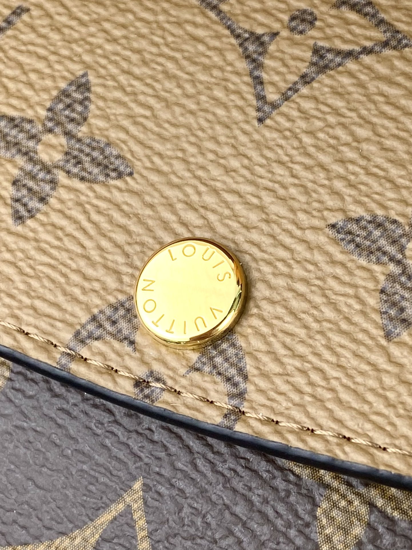 TOP Louis Vuitton LV Emilie Wallet Monogram Reverse Giant Canvas 19x10x2cm - Khaki/Brown