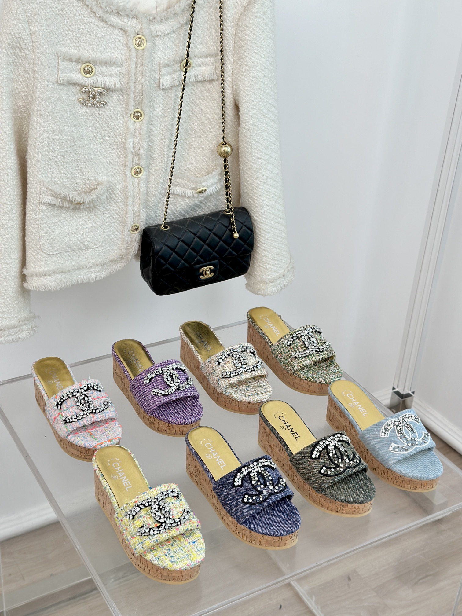 TOP CHANEL CC Thick Sole Slides - 8 Color