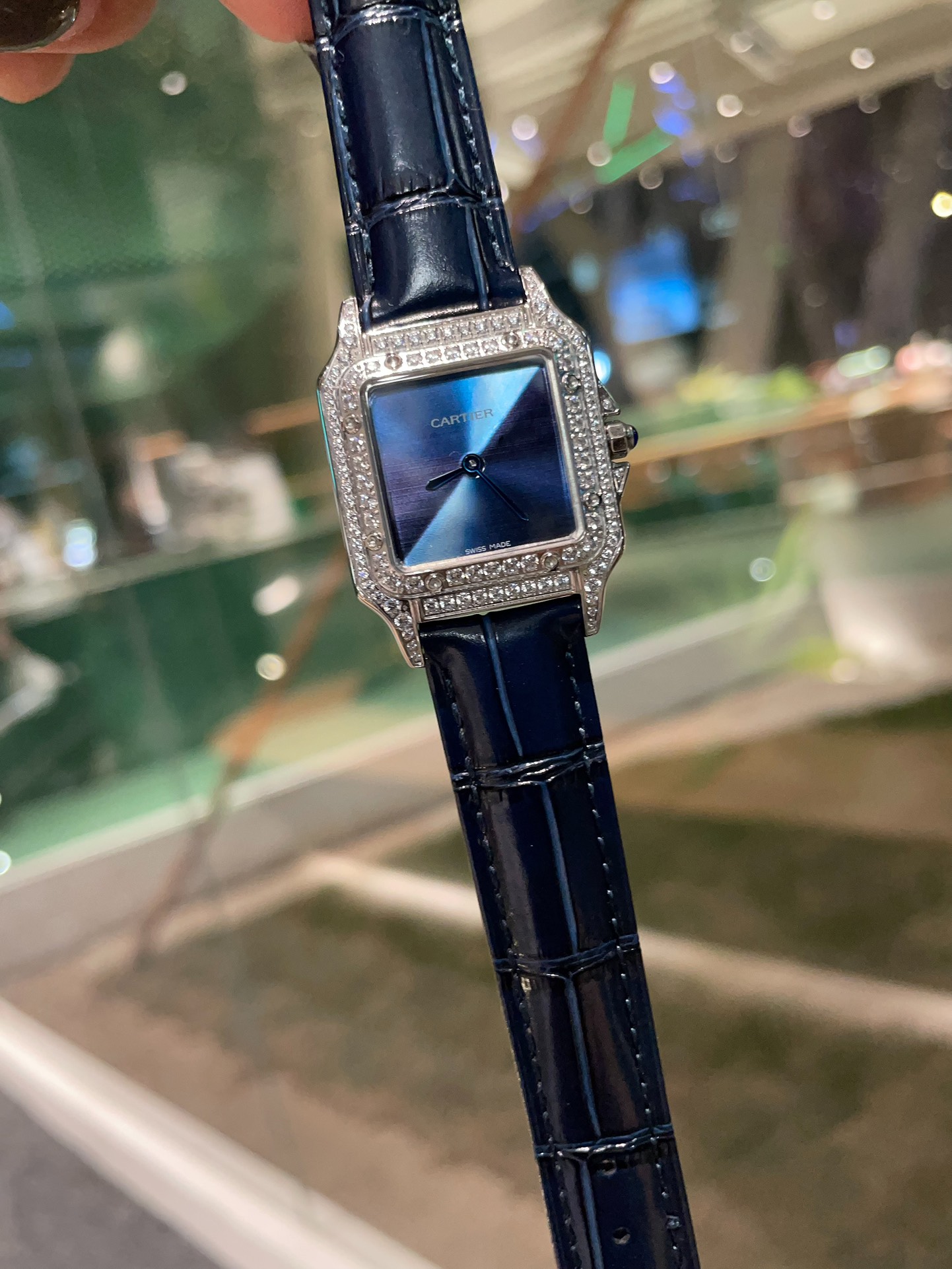 TOP Cartier Cheetah Series Watch 27x 37mm