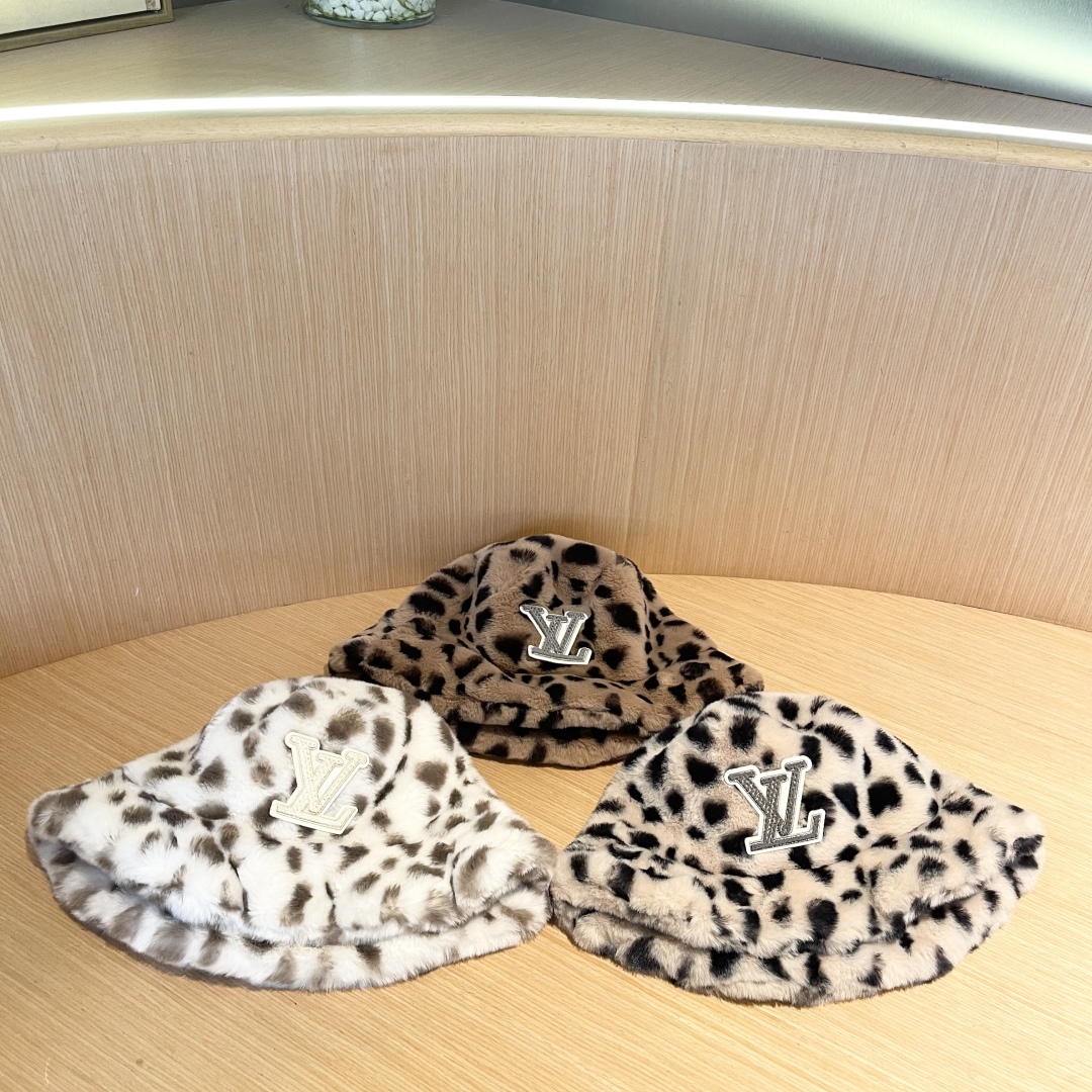 TOP Louis Vuitton LV Fisherman's Hat - 3 Colors