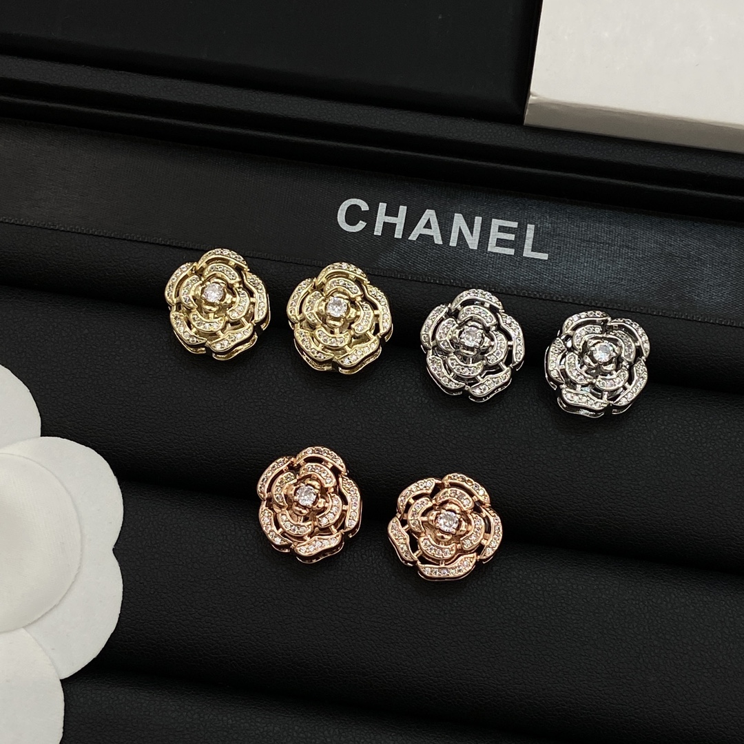TOP CHANEL Flower Earrings - 3 Colors