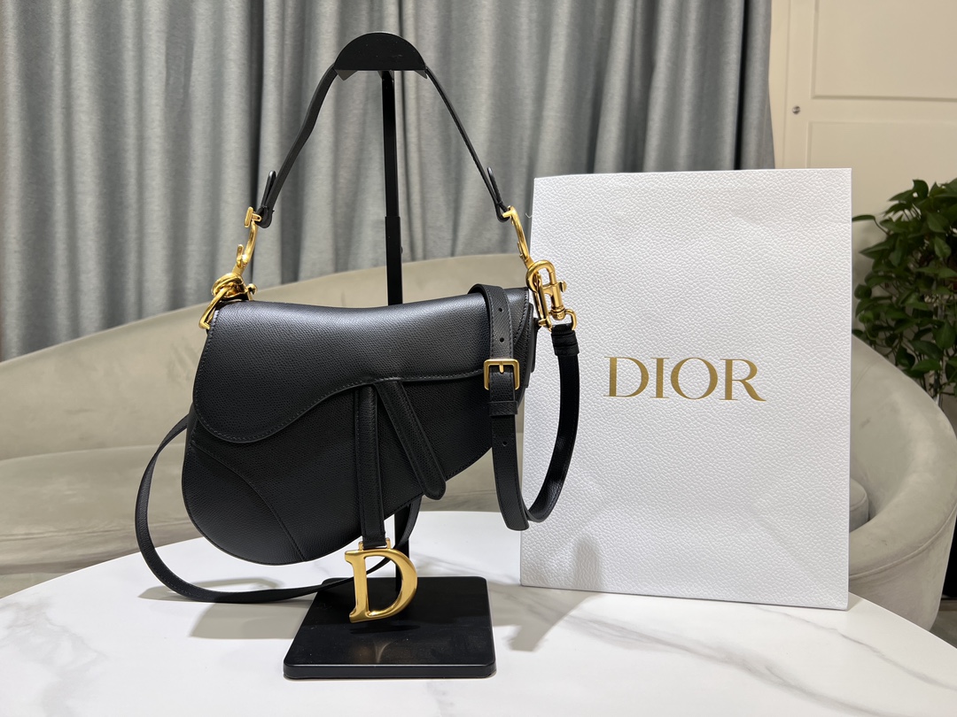TOP Christian Dior Saddle Bag Grainy Leather  25.5 x 20 x 6.5 CM - Black