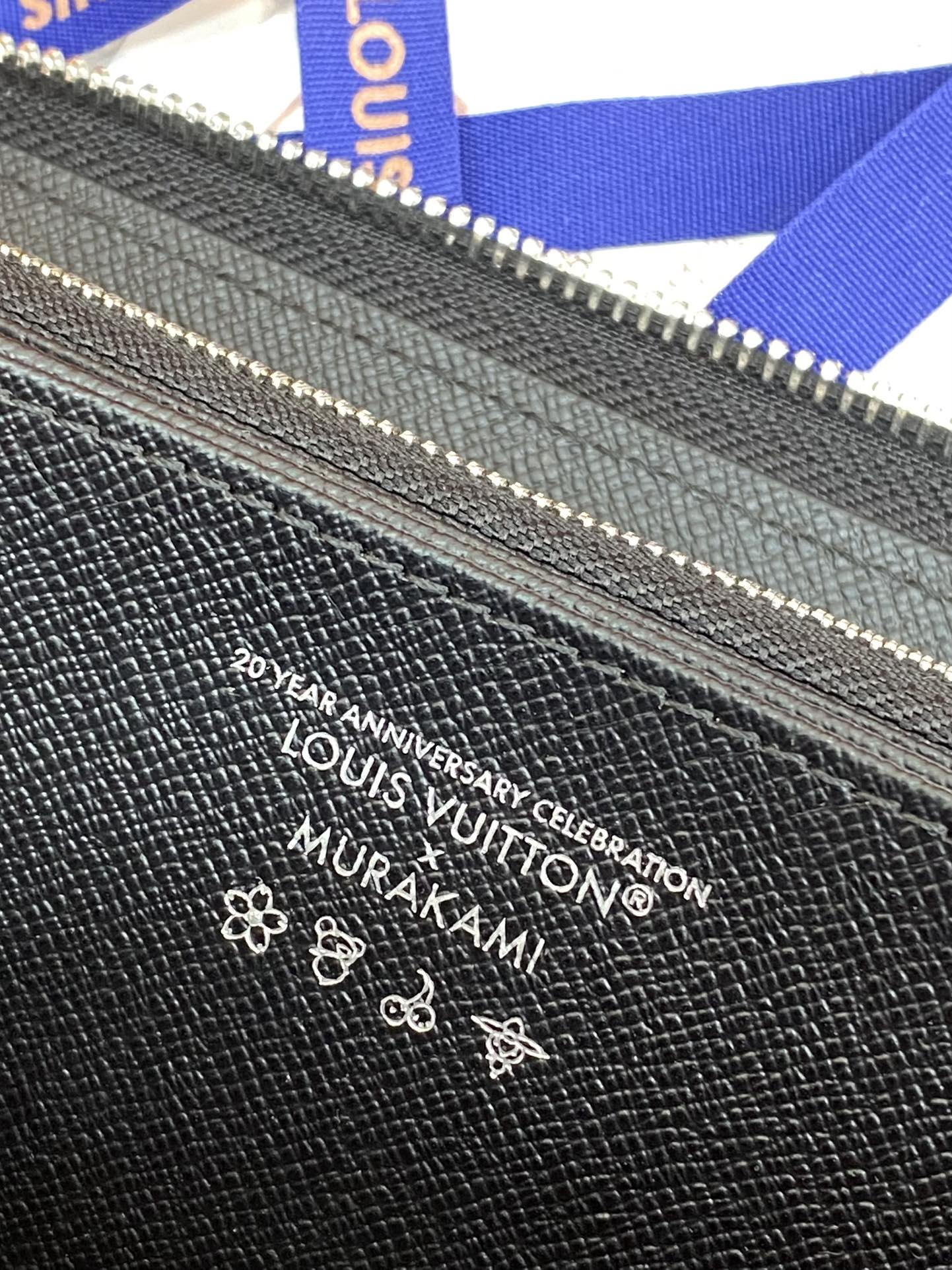 TOP Louis Vuitton LV Zip Wallet 19*10cm - Monogram