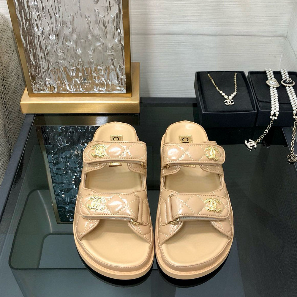 Chanel Fashionable Half Slippers Sandals Slide（Replica）