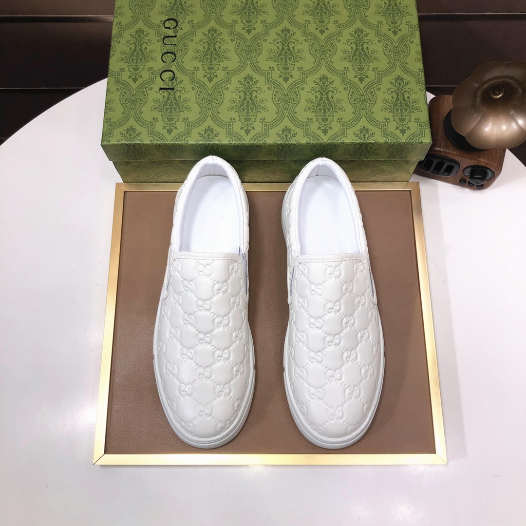 TOP GUCCI  SNEAKER-2 Colors
