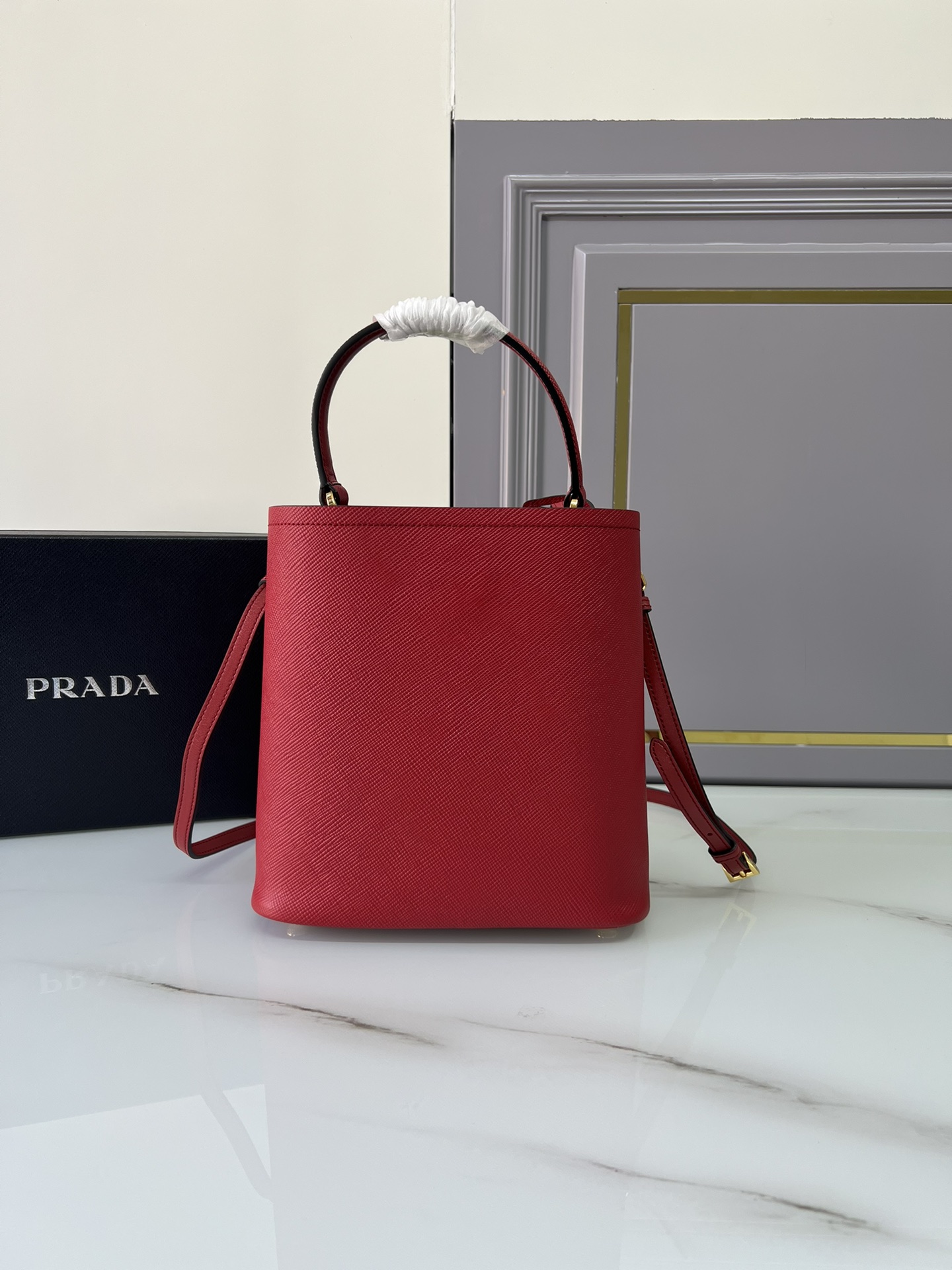 TOP PRADA Calfskin Bucket Bag 22*23*13cm - Red
