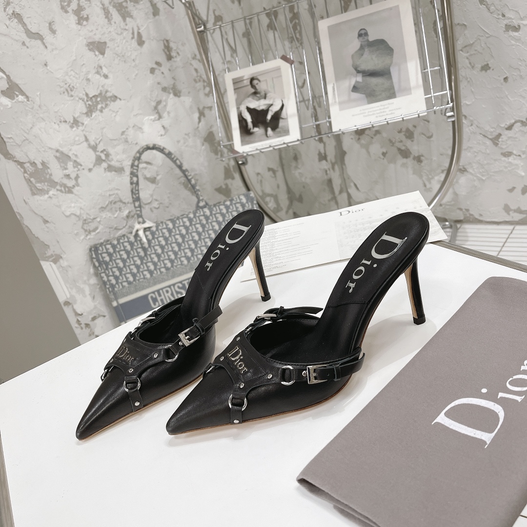 TOP Christian Dior CD Logo Leather Sandals - Black